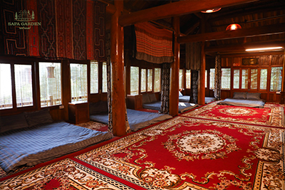 Nhà sàn tập thể